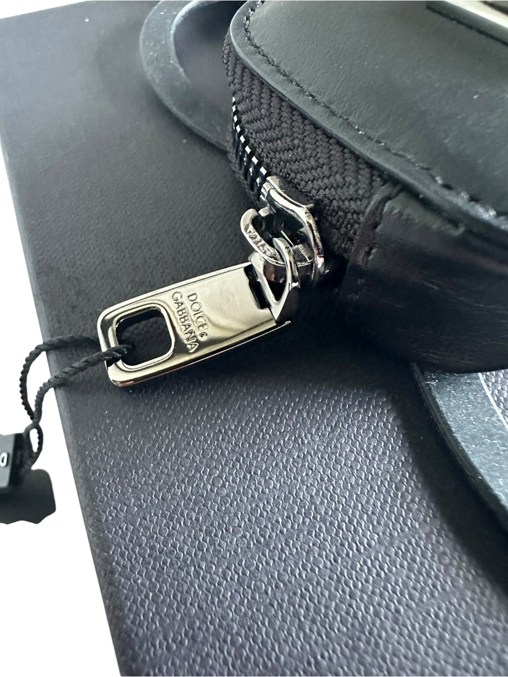 Dolce & Gabbana DG Logo Black Calfskin Leather Coin Purse Lanyard Wallet NWT - Picture 3 of 15